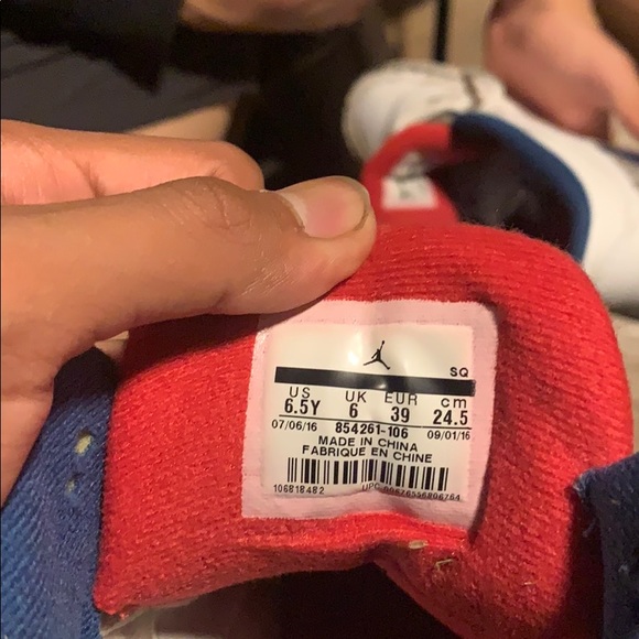 Jordan 3’s true blue’s size 6.5 - Picture 5 of 6